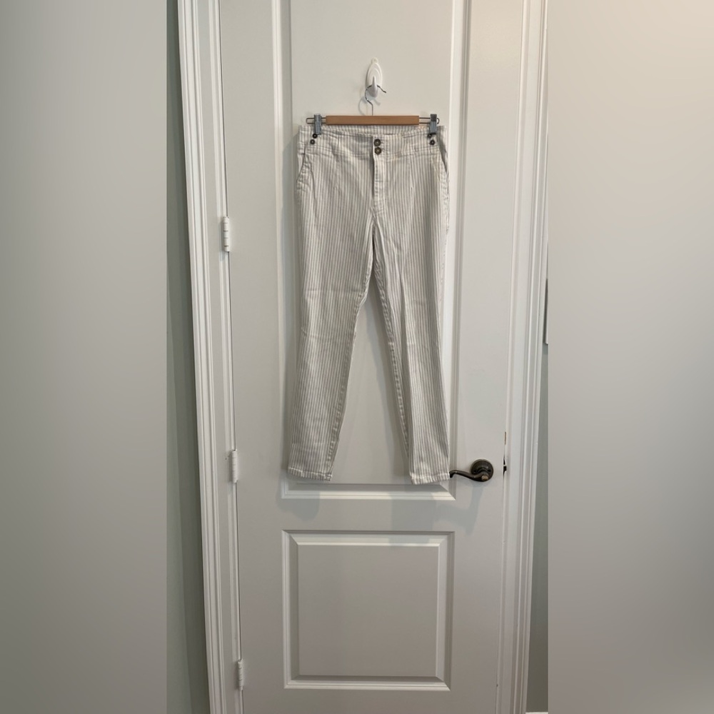 Anthropologie Pilcro High Rise Skinny Jeans White w/Pinstripes Size 29